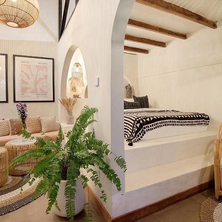 Seminyak Beach Bungalow Studio Villa 1 With Private Pool Sbb1 Εξωτερικό φωτογραφία