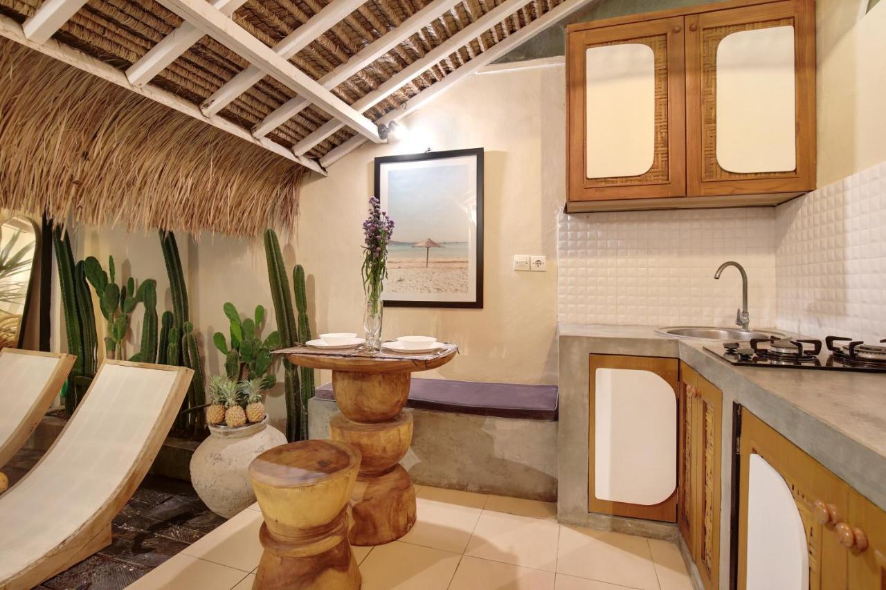 Seminyak Beach Bungalow Studio Villa 1 With Private Pool Sbb1 Εξωτερικό φωτογραφία